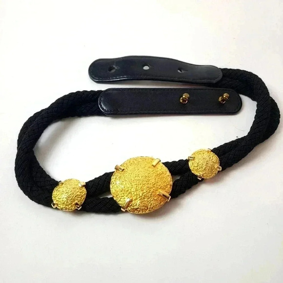 Vintage Accessories - Vintage 70s Carlisle Black Braided Belt with Gold Medallion - S